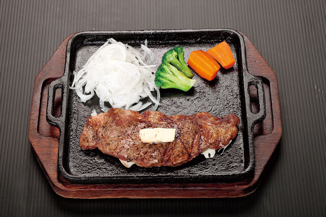 炭焼霜降りハンバーグ×サーロインステーキ