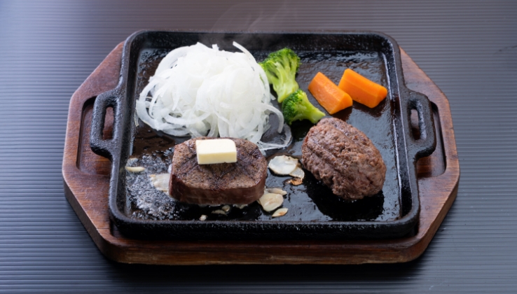 炭焼霜降りハンバーグ×ヒレステーキ